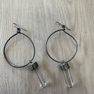 💙2 for $5 Silver and Clear Quartz Crystal Drop Earrings